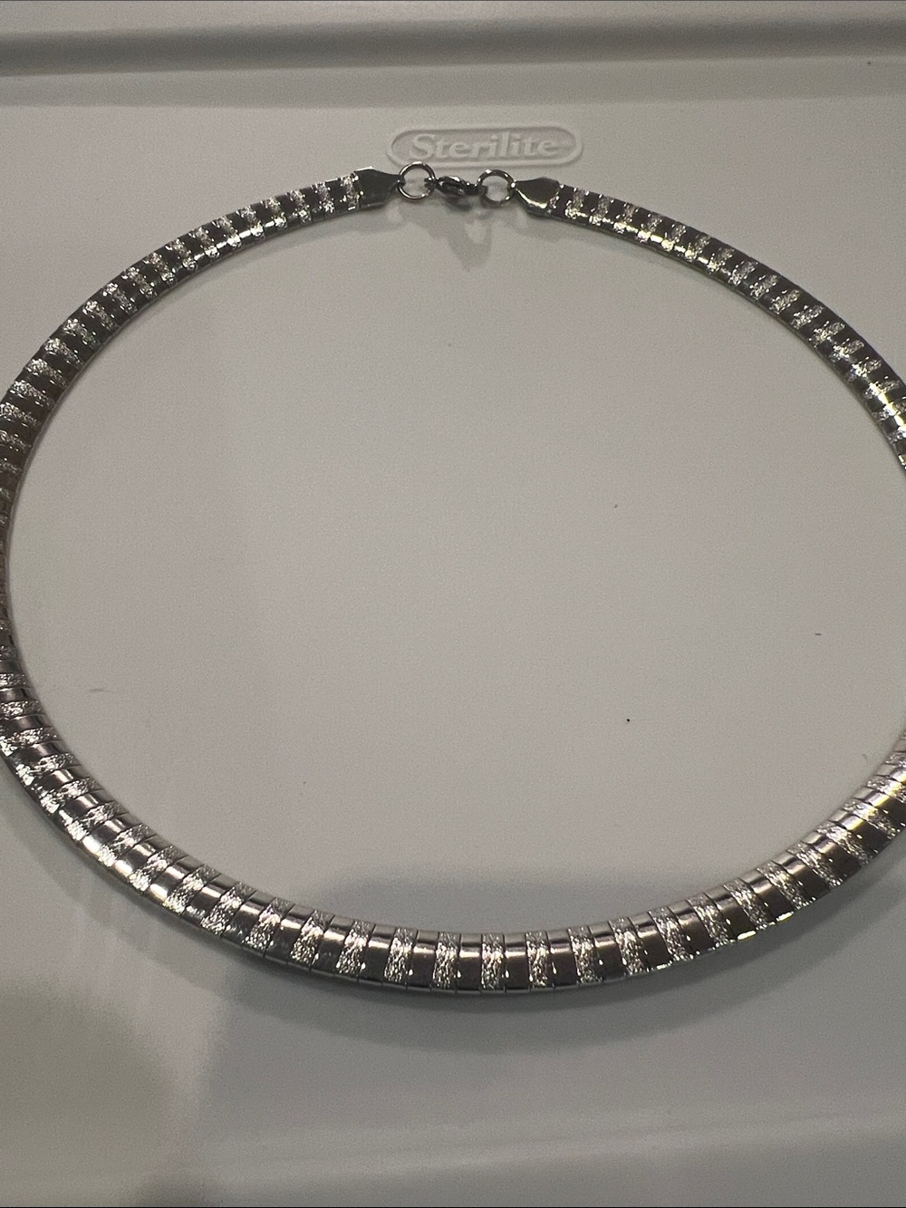 Classic Silver-Tone Women's Collar Necklace #0041